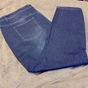 Women’s  5 Pocket Jeans Size 26W